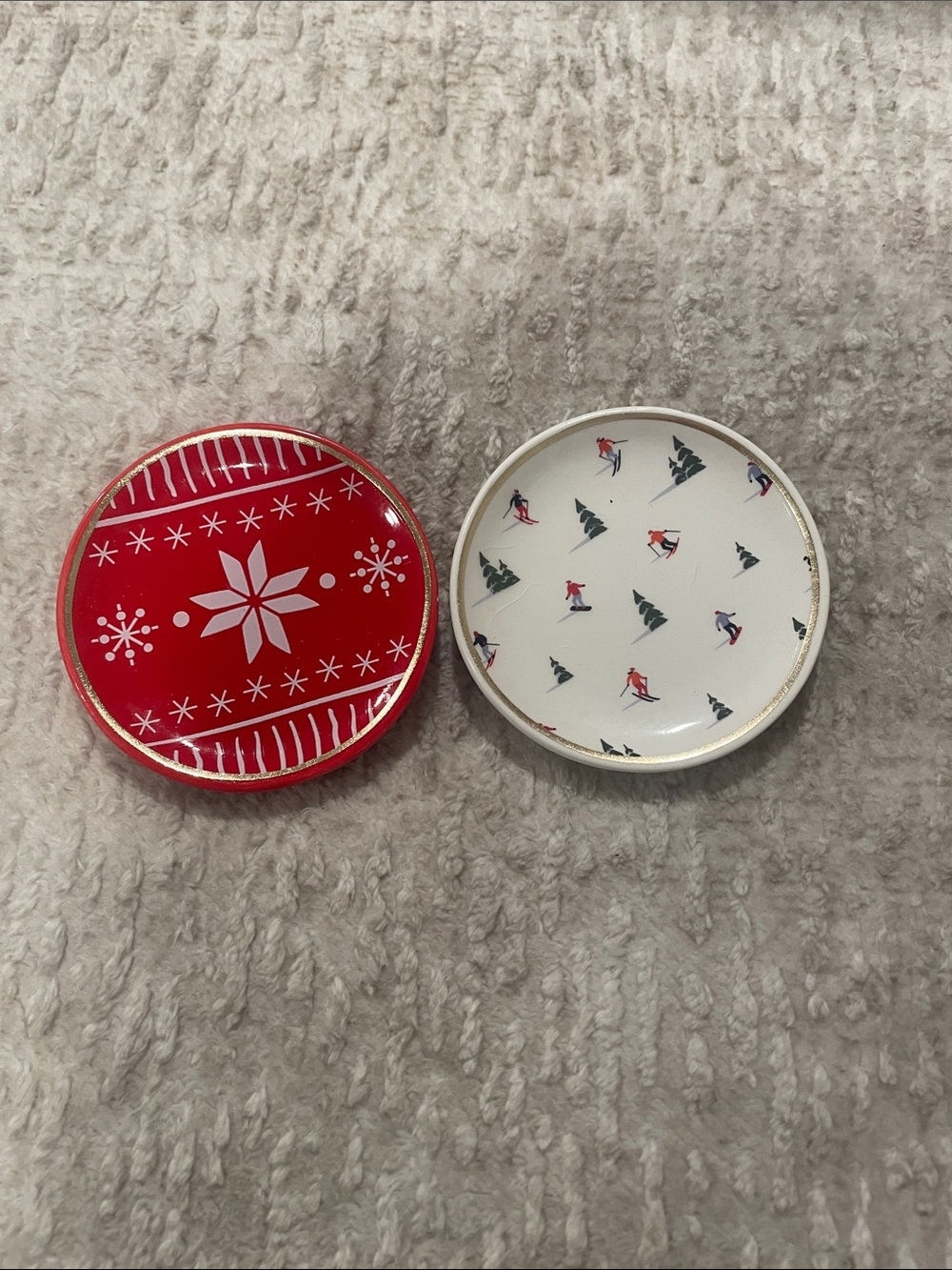 Festive Ceramic Holiday Trinket Dish Duo - Red & White